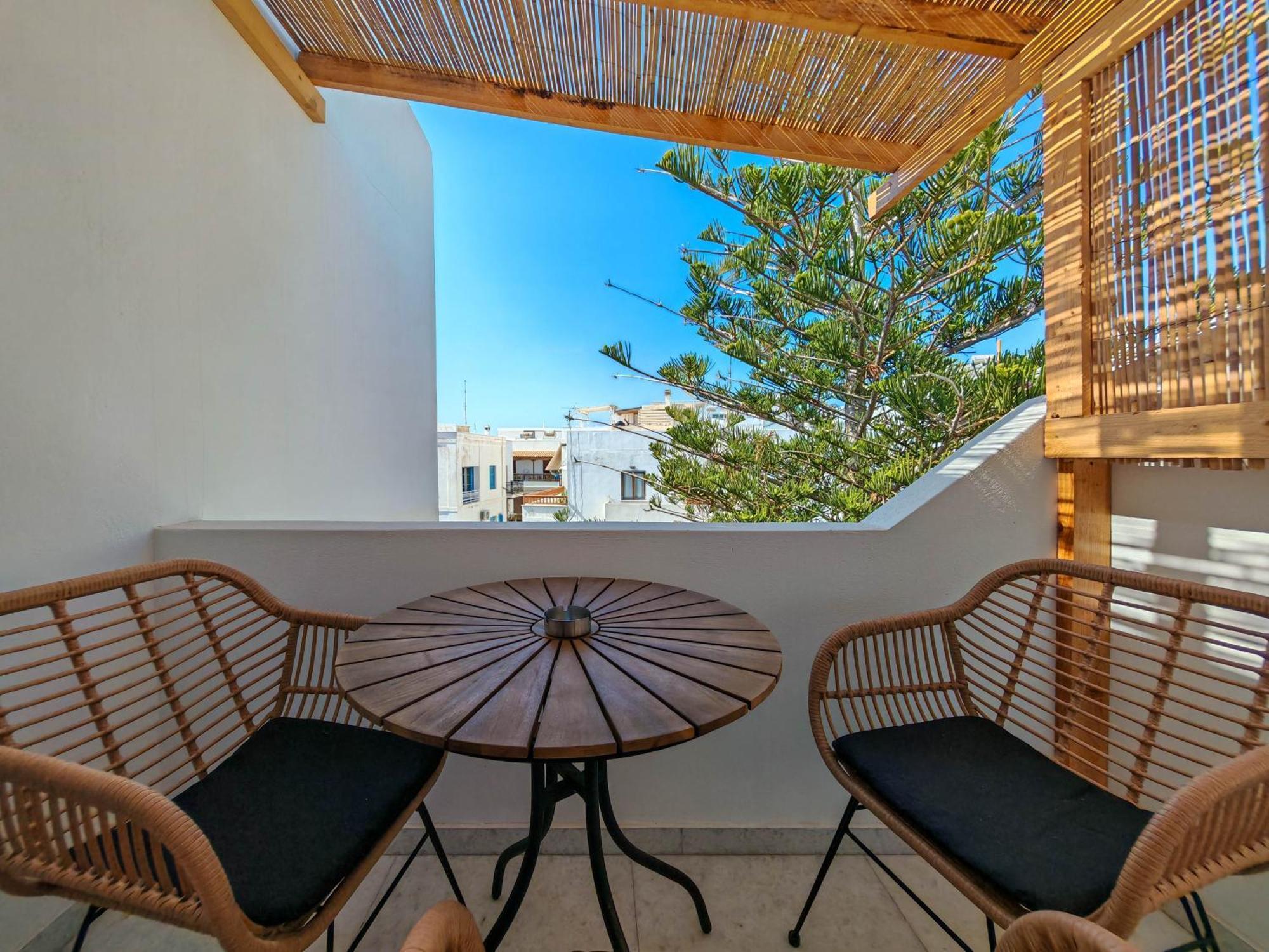 Paraga Suites Naxos City 외부 사진