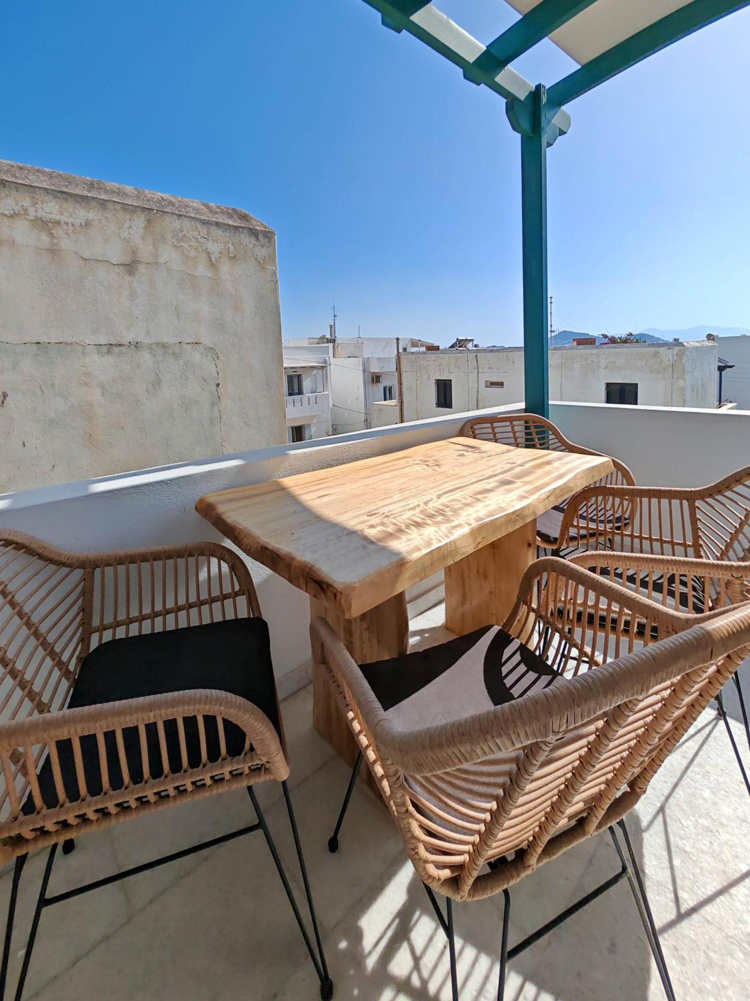 Paraga Suites Naxos City 외부 사진